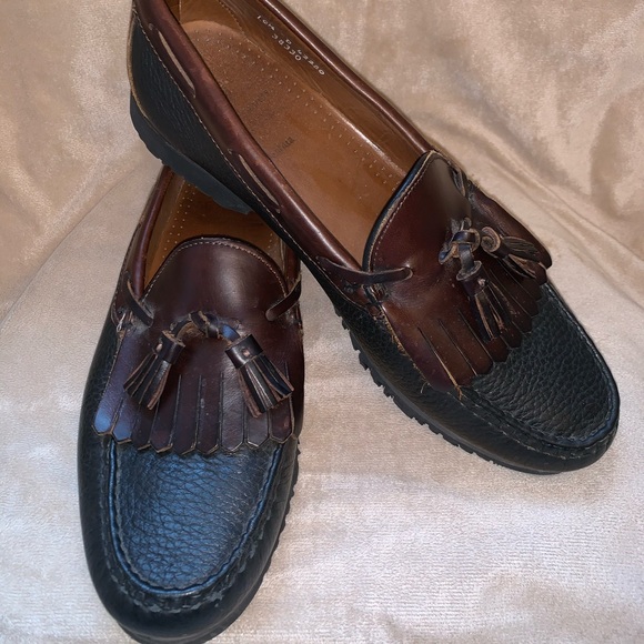 Allen Edmonds Nashua Black and brown shoe - Picture 2 of 8